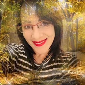 Meet your Posher, Lillian